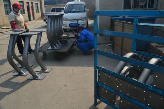 點(diǎn)擊查看詳細(xì)信息<br>標(biāo)題：汽車配件 閱讀次數(shù)：2532