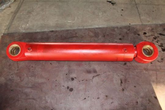 點(diǎn)擊查看詳細(xì)信息<br>標(biāo)題：200截割頭回轉(zhuǎn)油缸 閱讀次數(shù)：2743